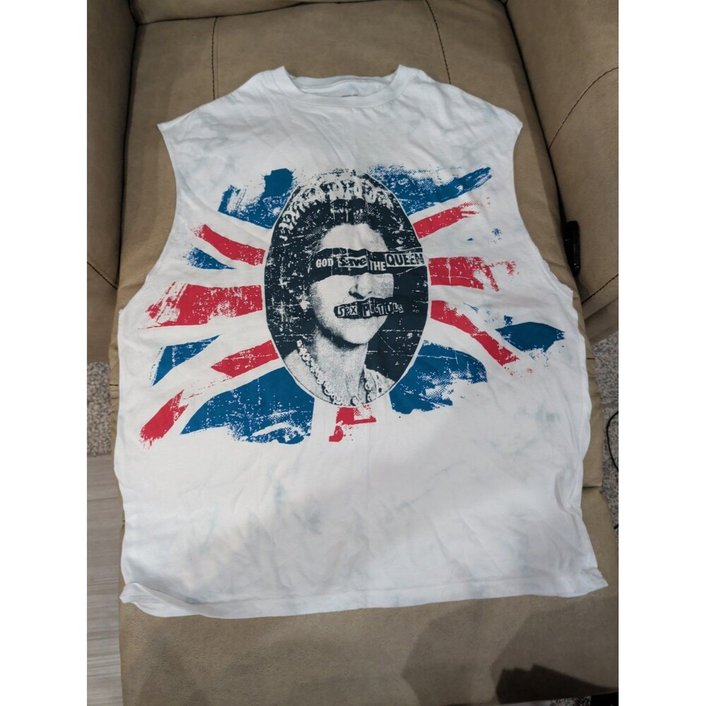 Vintage Uniqlo UT Sex Pistols God Save The Queen Sleeveless Tank Top Shirt White